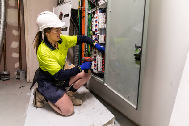 Best Affordable Emergency Electrician  in Eatons Neck, NY